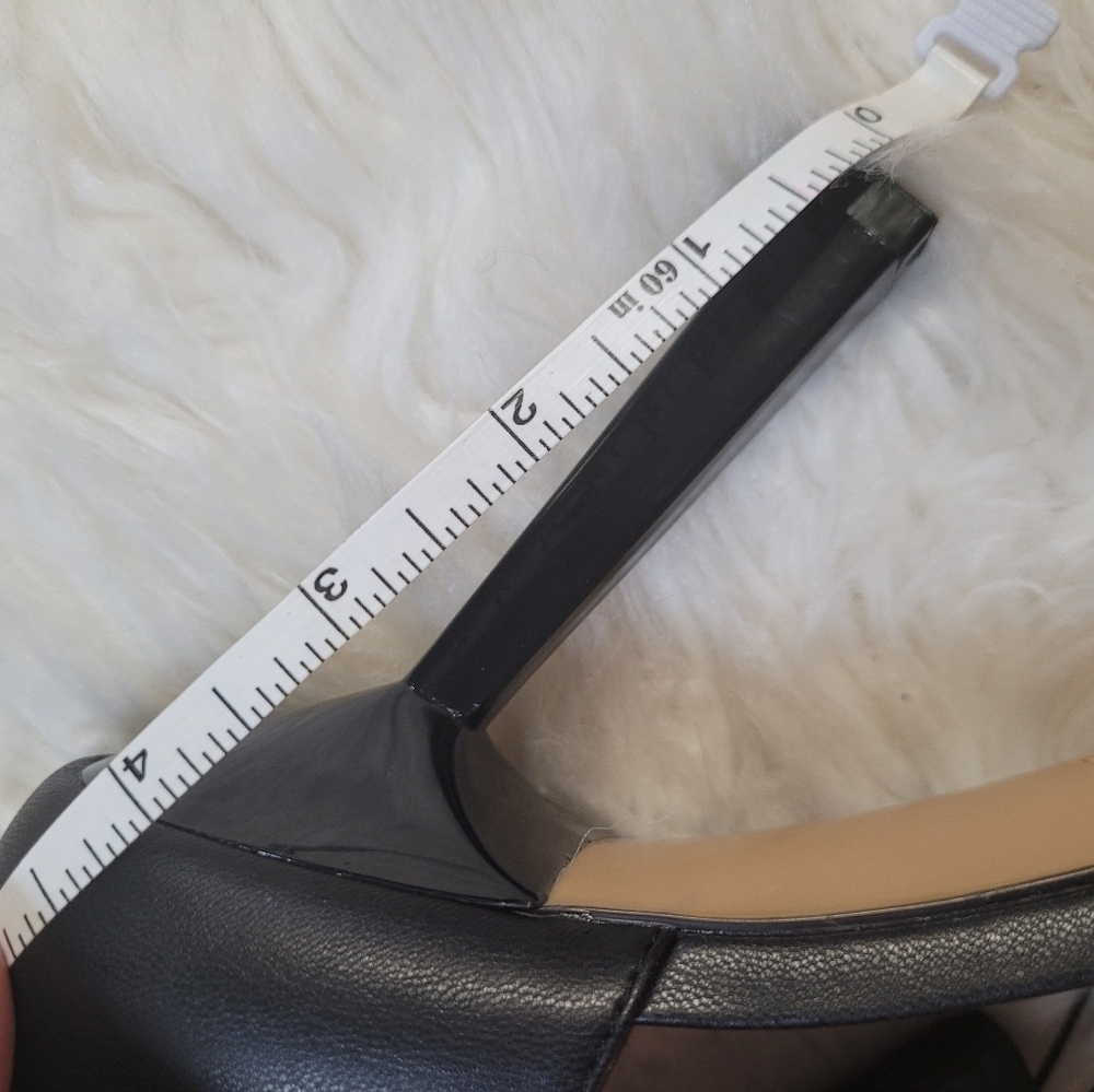 Elegant Black Women's Heels - Picture 2 of 9